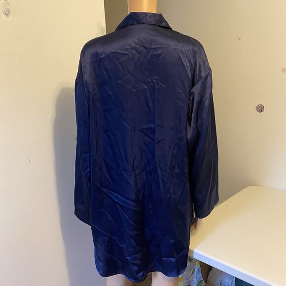 Vintage Victorias Secret Robe Women S Oversized Satin Blue Button Up Lightweight - Picture 10 of 10